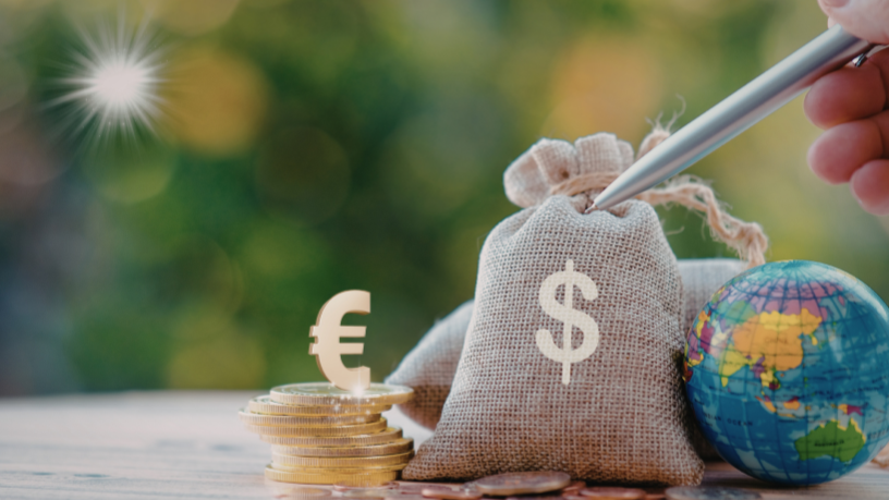A liquidez internacional e seus efeitos nas economias locais com Danilo Regis Fernando Pinto.